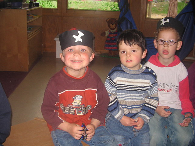 Die Kinder haben viel Freude am Bergbau !