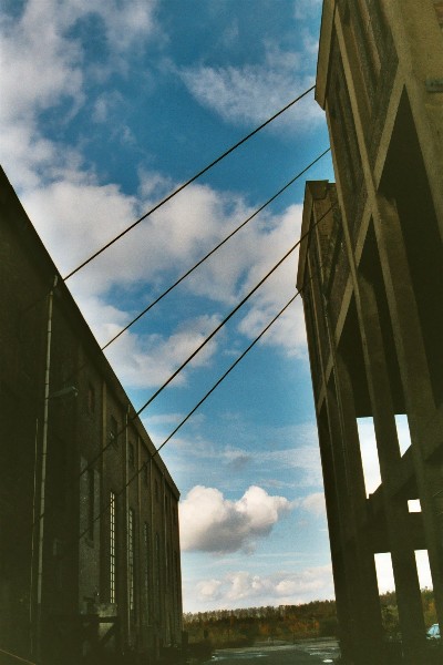 Ropes in front of a blue sky !