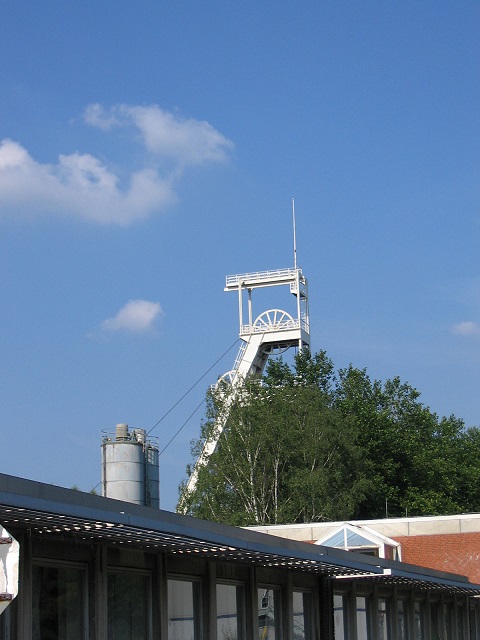 Polsum shaft with some buildings !