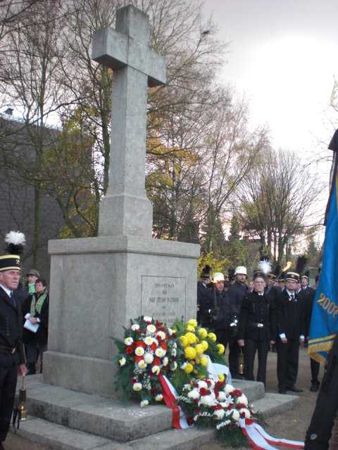 The cross of the memorial site !