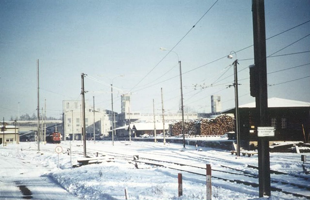 Lots of rails in front of the colliery !